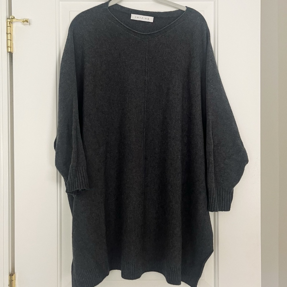 AMAZING Made in Italy Dark Grey Dolman Sleeve Sweater